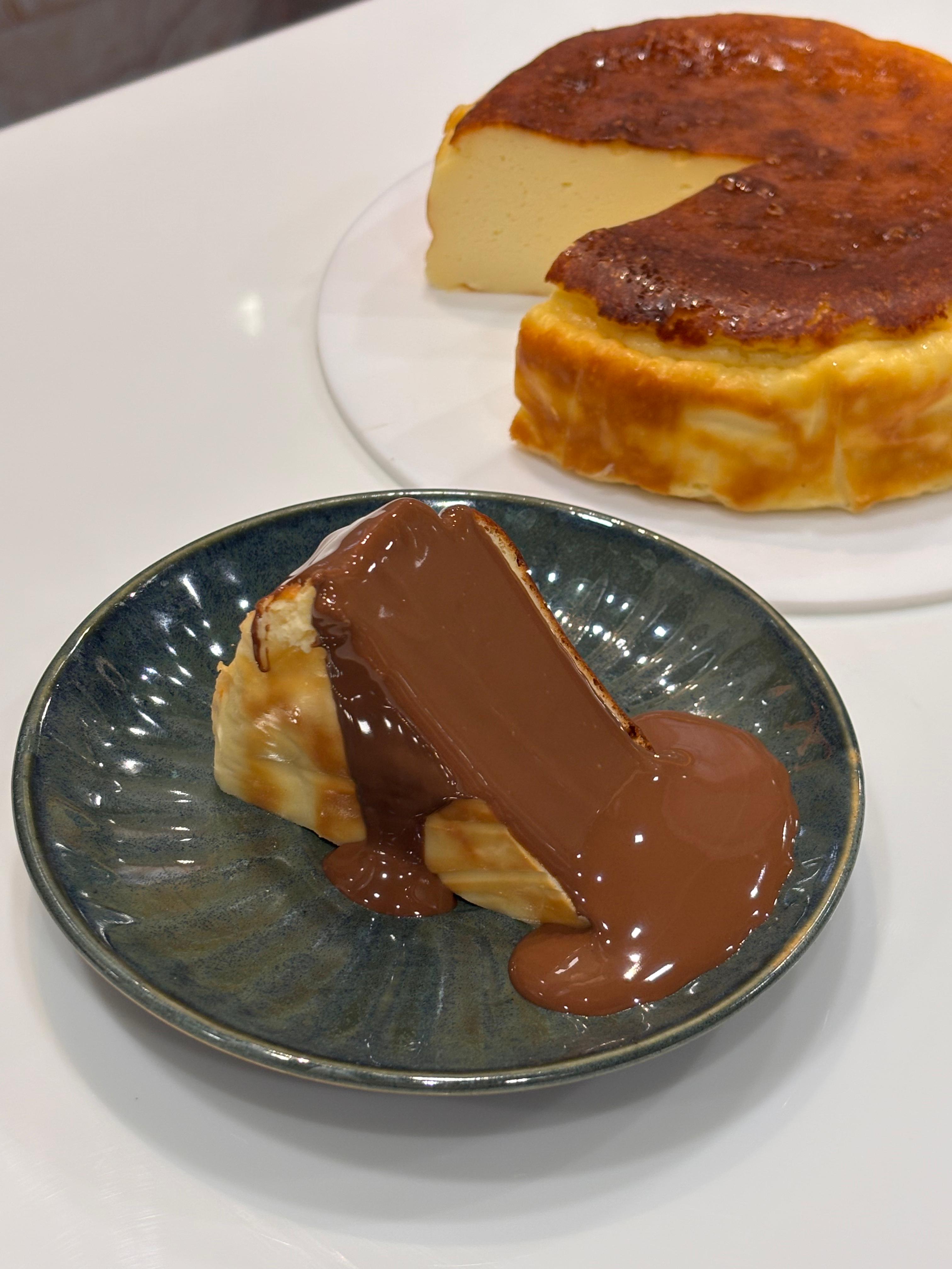Cheesecake cakes
