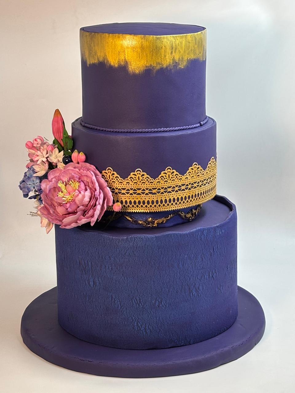 Blueweddingcake cakes